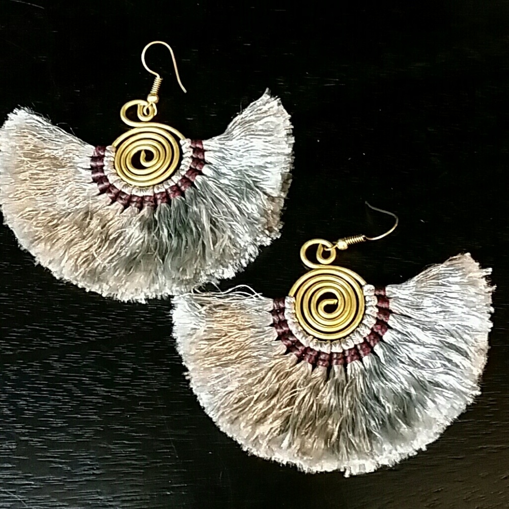 New! Artisan Crafted Boho Fringe Earrings - Picture 3 of 3